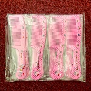 Hello Kitty Pink Polka Dot Comb Set
